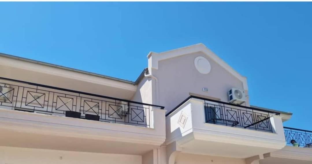 Xanthiotis Apartments Skala Rachoni  Bagian luar foto
