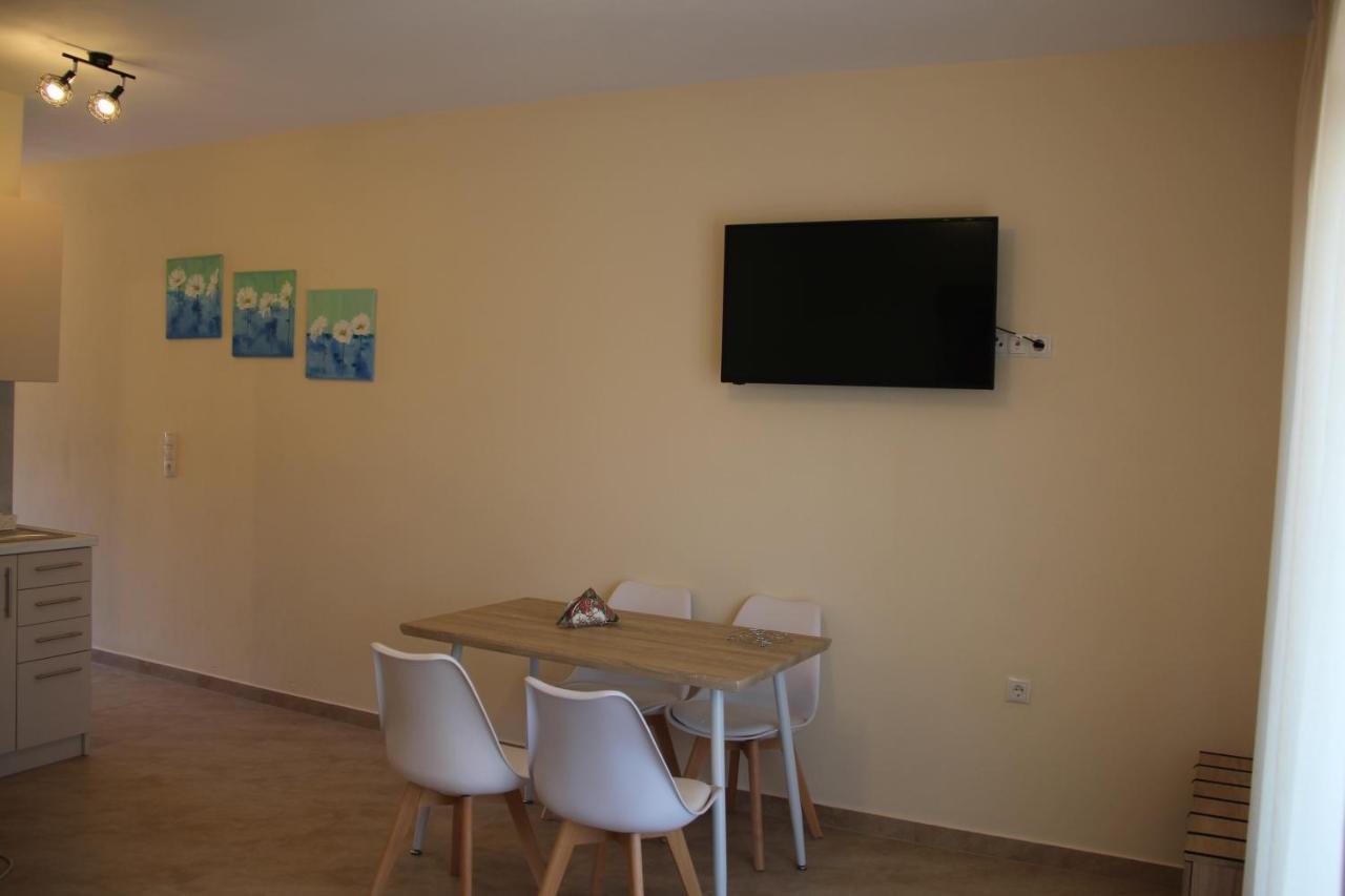 Xanthiotis Apartments Skala Rachoni  Bagian luar foto